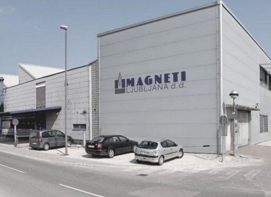 Industrijski objekt Magneti